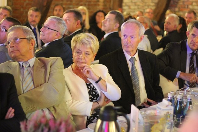 Sukces zawdzięczają ludziom - zdjęcia