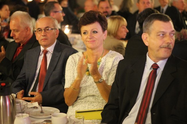 Sukces zawdzięczają ludziom - zdjęcia