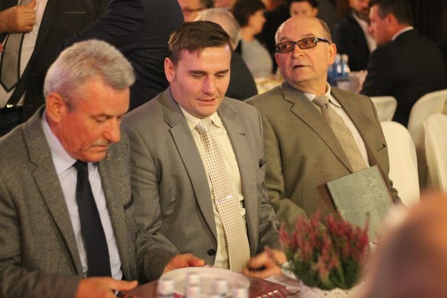 Sukces zawdzięczają ludziom - zdjęcia