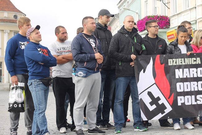 Manifestacja na gostyńskim rynku - zdjęcia