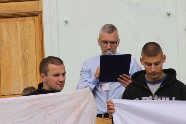 Manifestacja na gostyńskim rynku - zdjęcia