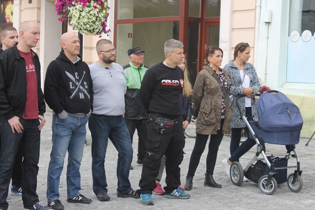 Manifestacja na gostyńskim rynku - zdjęcia