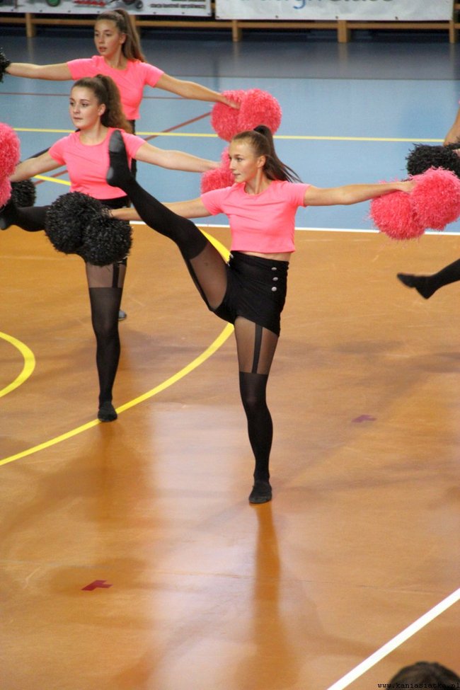 Udana inauguracja UKS Kaniasiatki ? zdjęcia