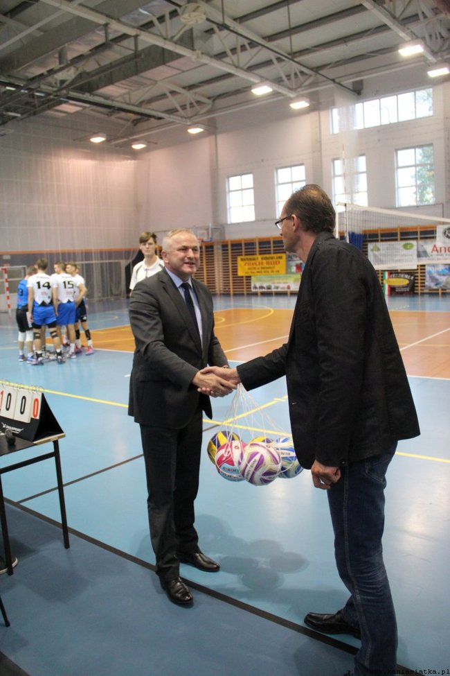 Udana inauguracja UKS Kaniasiatki ? zdjęcia