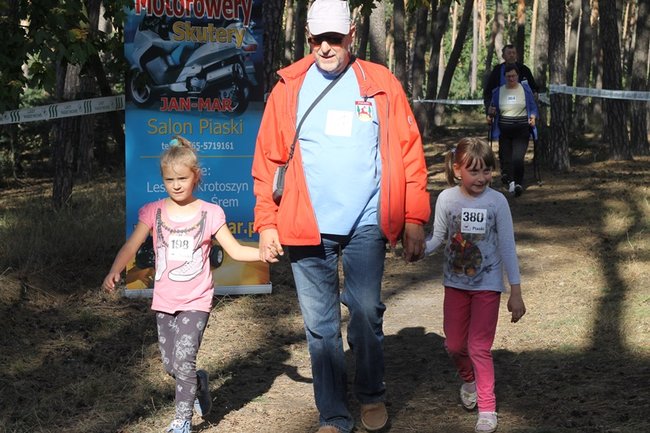 Rekordowy bieg w Piaskach - zdjęcia