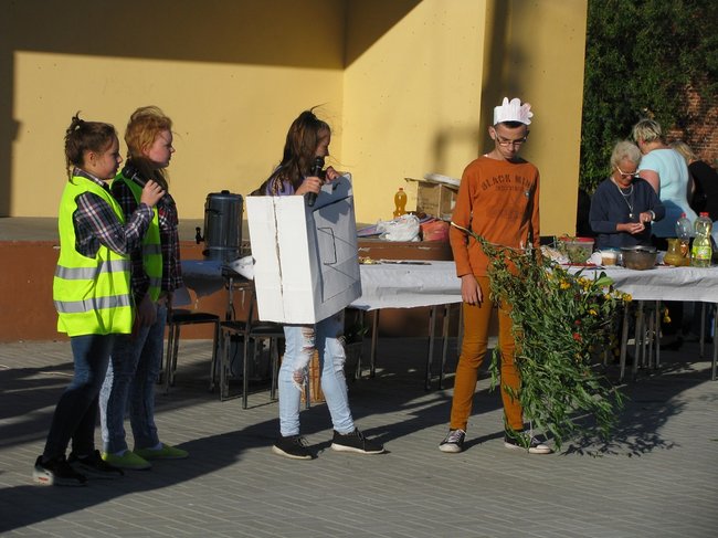 Biesiada wyszła im na zdrowie - zdjęcia