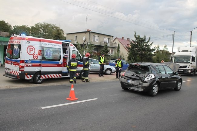Kierowca renault w szpitalu - zdjęcia