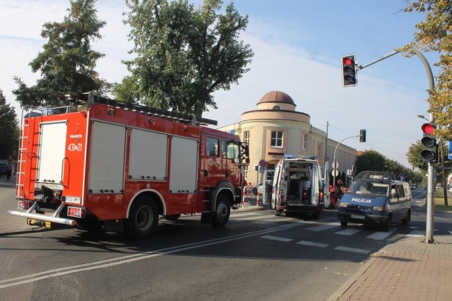 Wypadek na skrzyżowaniu - zdjęcia
