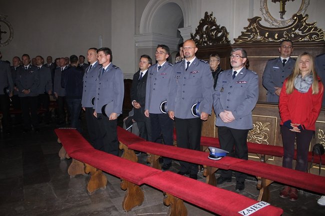 Policjanci mają kapelana - zdjęcia