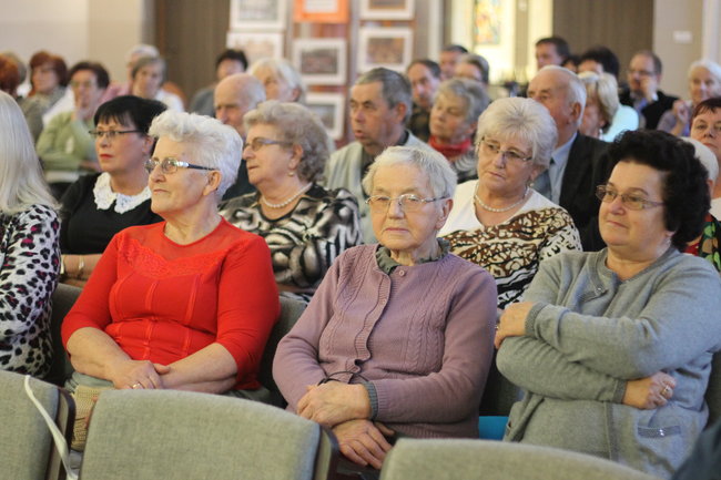 Jesień życia nie musi być samotna - zdjęcia