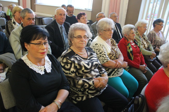 Jesień życia nie musi być samotna - zdjęcia