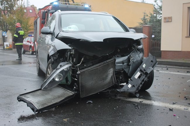 Trzy wypadki w ciągu godziny - zdjęcia