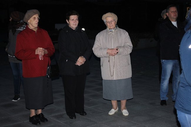 W modlitwie łączyli się z imigrantami