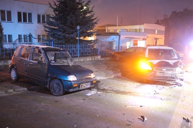 Wyjeżdżał z parkingu i... - zdjęcia