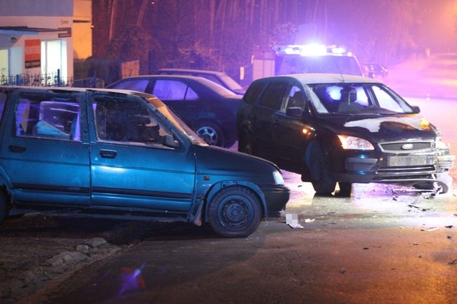 Wyjeżdżał z parkingu i... - zdjęcia
