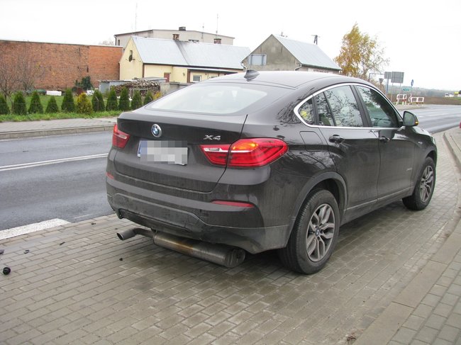 Ostre hamowanie i efekt domina - zdjęcia