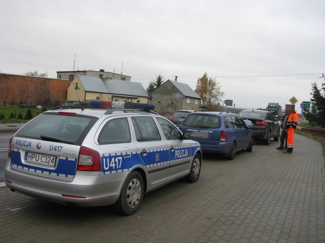 Ostre hamowanie i efekt domina - zdjęcia