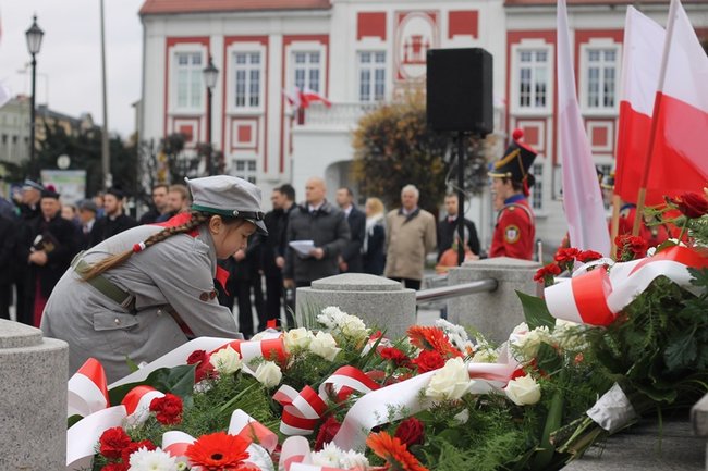 Nie sercem i szablą, ale piórem i rozumem...