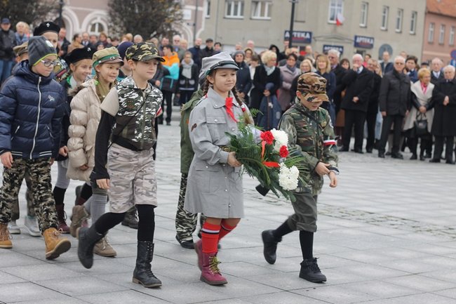 Nie sercem i szablą, ale piórem i rozumem...