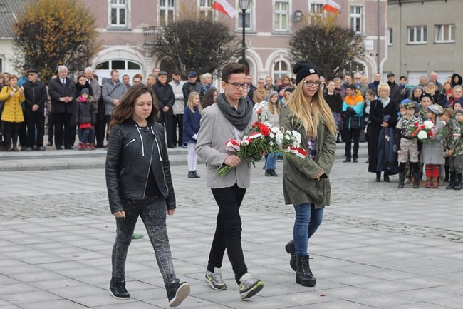 Nie sercem i szablą, ale piórem i rozumem...