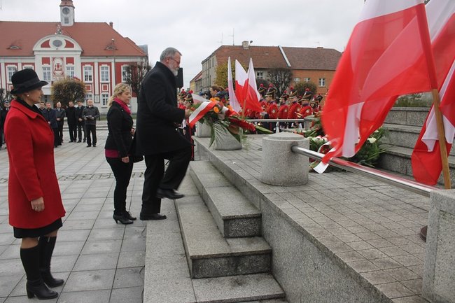 Nie sercem i szablą, ale piórem i rozumem...