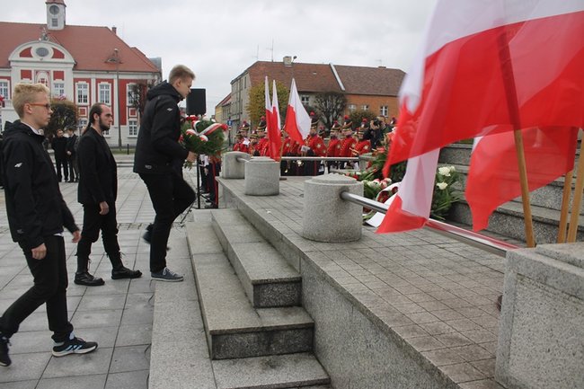 Nie sercem i szablą, ale piórem i rozumem...