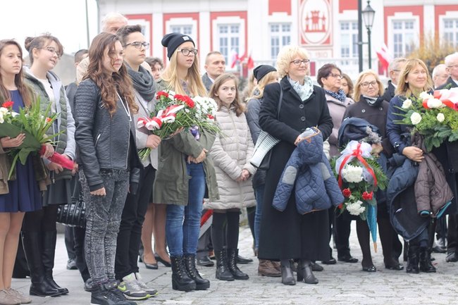 Nie sercem i szablą, ale piórem i rozumem...