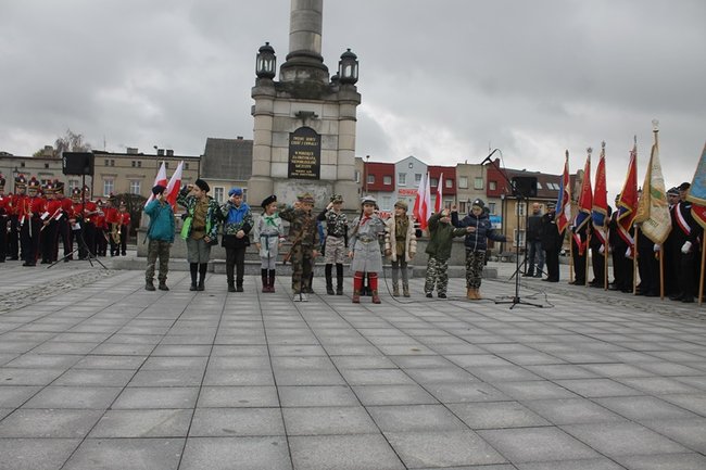 Nie sercem i szablą, ale piórem i rozumem...