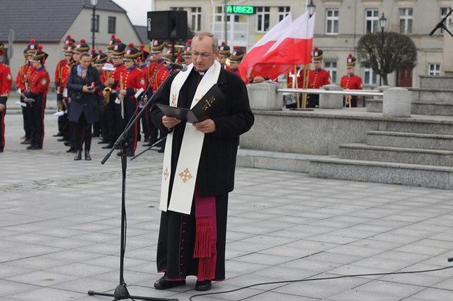 Nie sercem i szablą, ale piórem i rozumem...