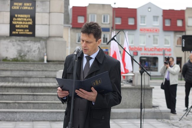 Nie sercem i szablą, ale piórem i rozumem...