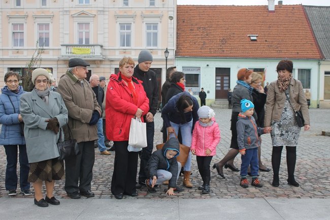Nie sercem i szablą, ale piórem i rozumem...