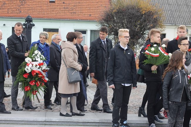 Nie sercem i szablą, ale piórem i rozumem...