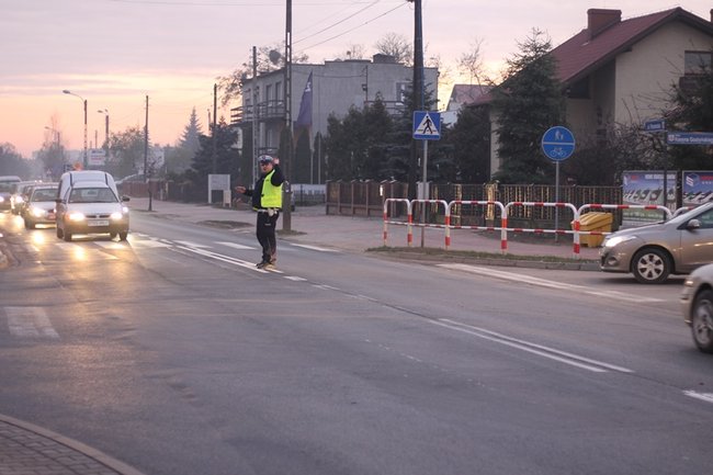 Czołowe zderzenie na Europejskiej - zdjęcia