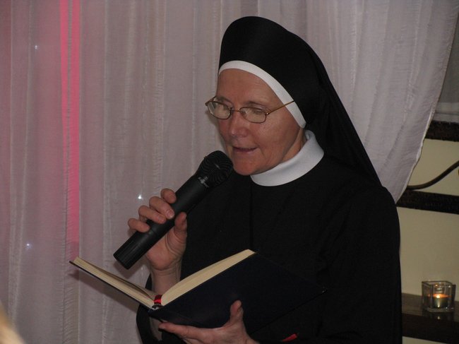 Z radością dzielili się opłatkiem - zdjęcia