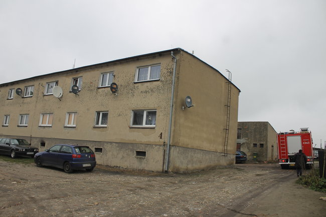 Bez prądu, wody i ogrzewania... - zdjęcia