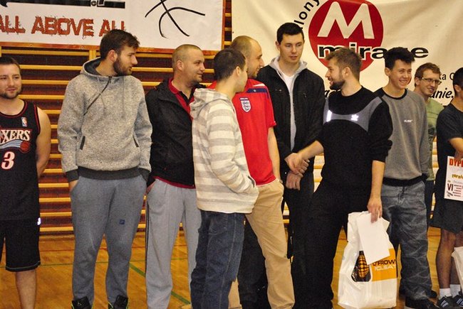 Rzut na miarę zwycięstwa ? zdjęcia