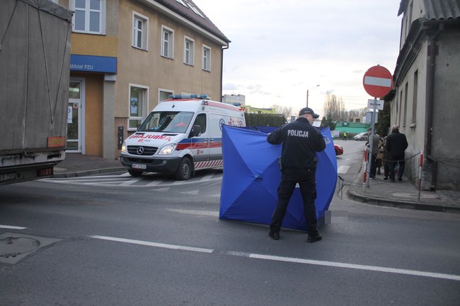 Śmierć pod kołami tira - zdjęcia
