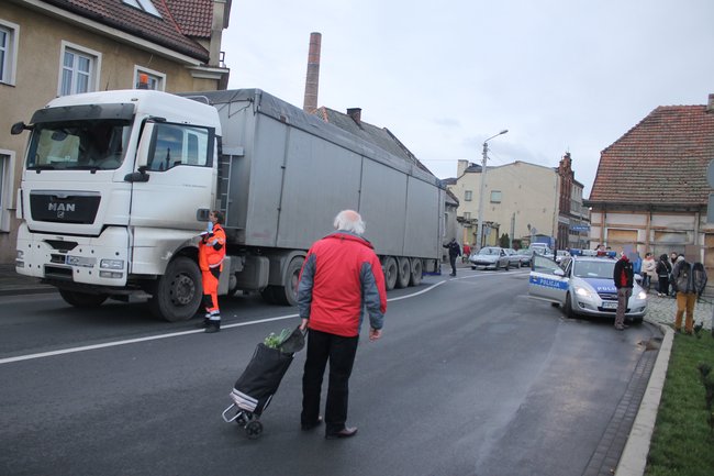 Śmierć pod kołami tira - zdjęcia