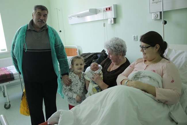 Pierwsze urodziły się dziewczynki - zdjęcia