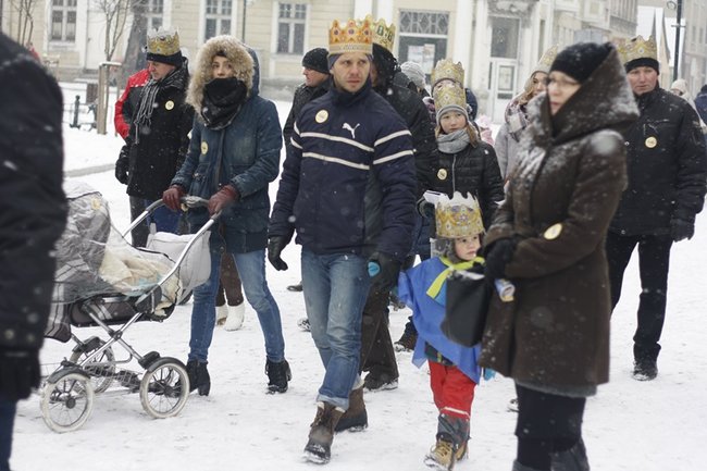 Barwny Orszak przeszedł ulicami miasta