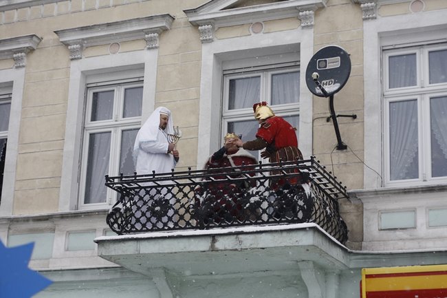 Barwny Orszak przeszedł ulicami miasta