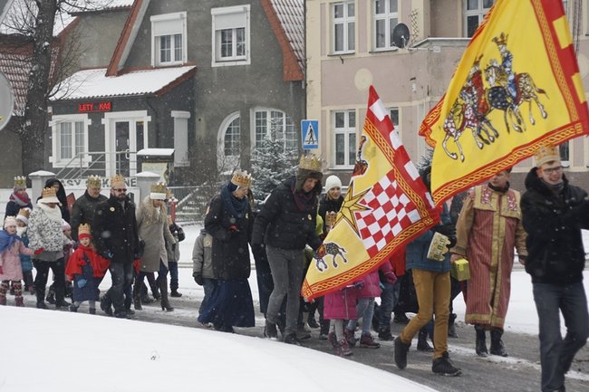 Barwny Orszak przeszedł ulicami miasta