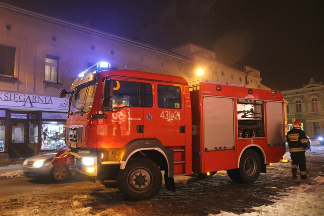 Pożar w centrum miasta - zdjęcia