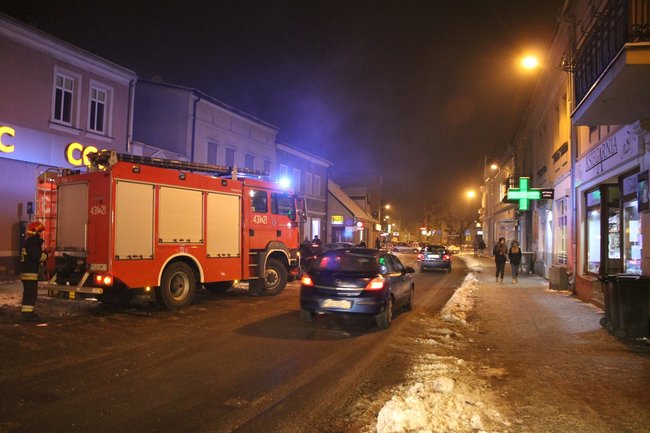 Pożar w centrum miasta - zdjęcia