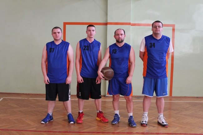Noworoczny basket ? zdjęcia