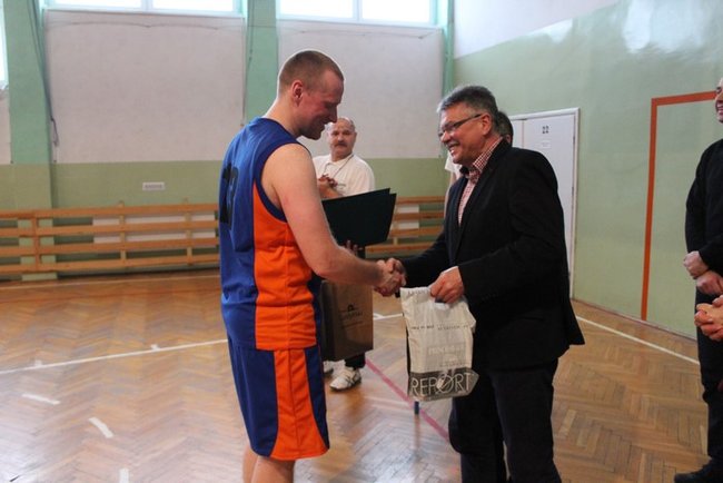 Noworoczny basket ? zdjęcia