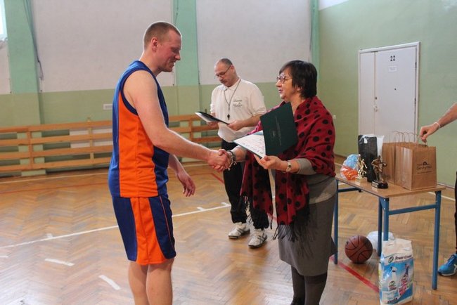 Noworoczny basket ? zdjęcia