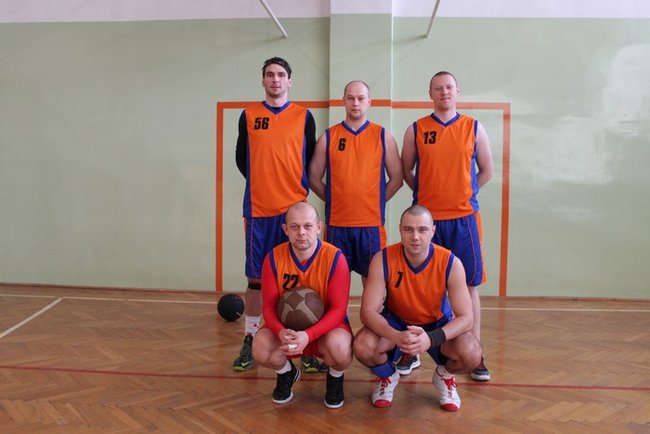 Noworoczny basket ? zdjęcia