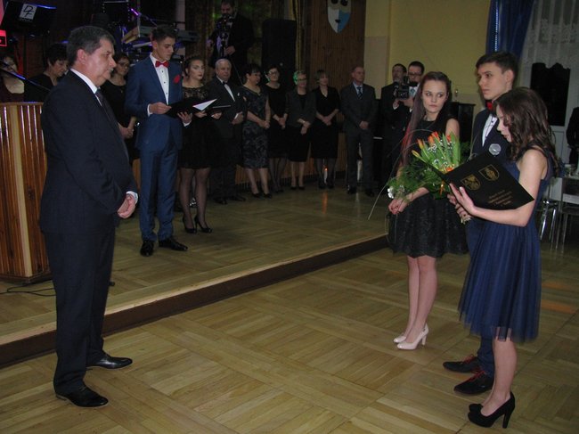 Polonezem w dorosłe życie - zdjęcia