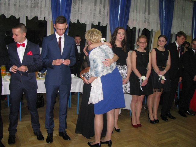 Studniówka z sukcesem w tle - zdjęcia